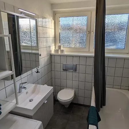 Modern Whg, 6 P, Tischfussball, Balkon * Hagen (Arnsberg)